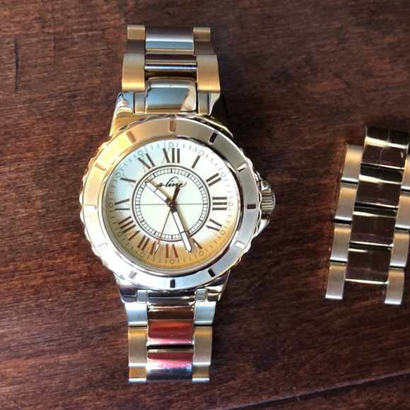 A-Line 20013 Marina Japanese Gold Watch - Picture 5 of 7